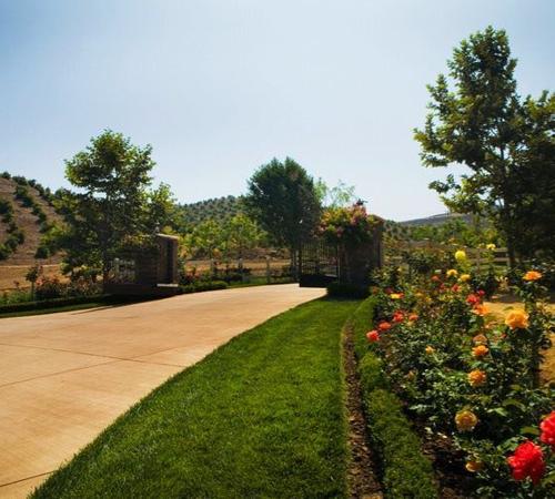 Landscape by Jeffery Inc.